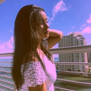 Meet your Posher, Nayelly